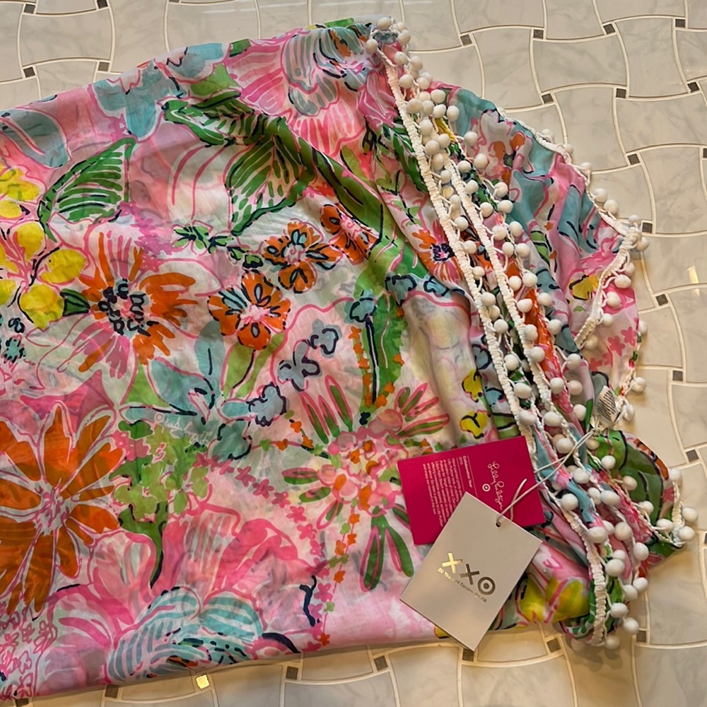 Lilly Pulitzer // target shall/scarf